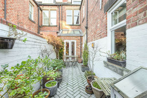 Photo 18- click for photo gallery